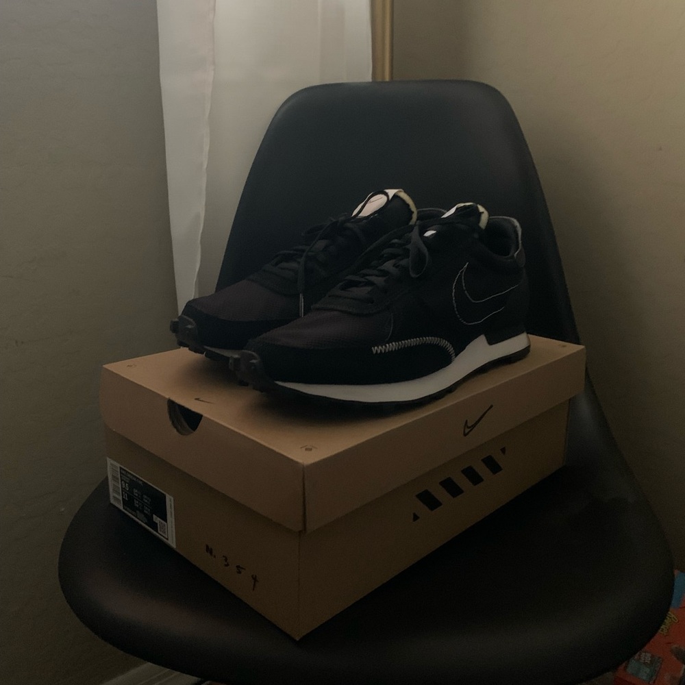 Nike N354 shoe